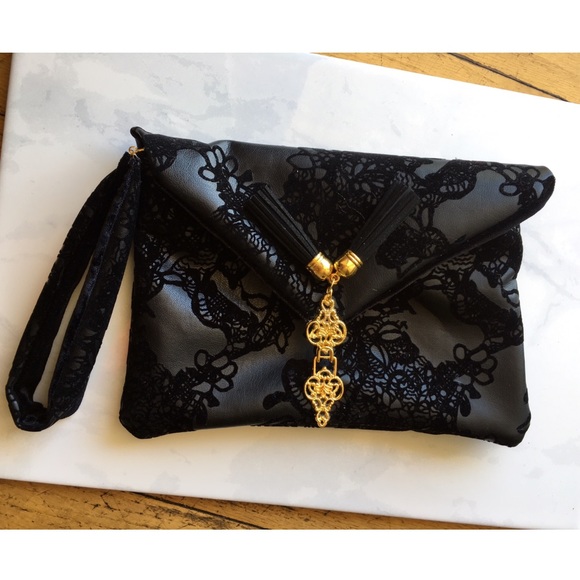 ✨NEW✨Handmade Faux Leather & Velvet Luxe Clutch - Picture 6 of 8